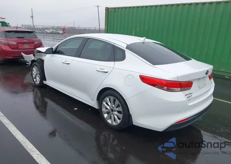 2018 Kia Optima Ex z USA, uszkodzony, nr VIN 5XXGU4L31JG213765
